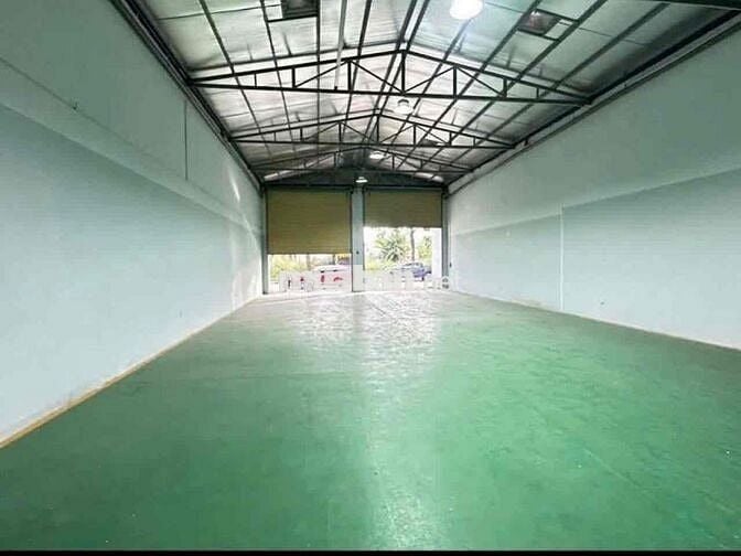 KHO XƯỞNG HƯƠNG LỘ 2 ( 200m2 )