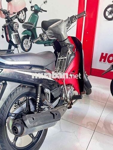 cần bán xe sirius màu đỏ còn zin máy êm