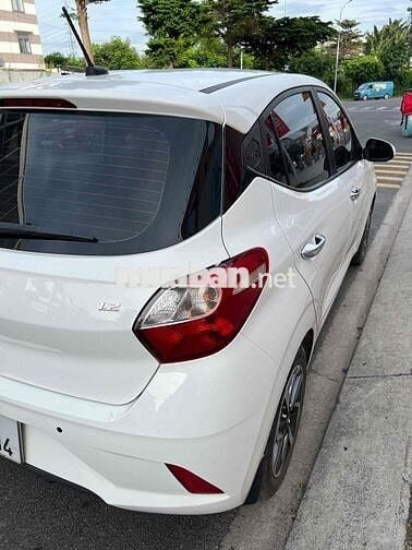 Ra Đi Hyundai Grand i10 2023 1.2 AT - 15000 km