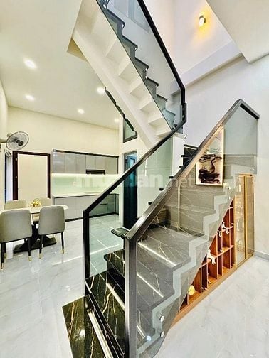 Bán nhà sổ riêng đường Điện Biên Phủ P17 Bình Thạnh 58,8m2, 2tỷ650tr