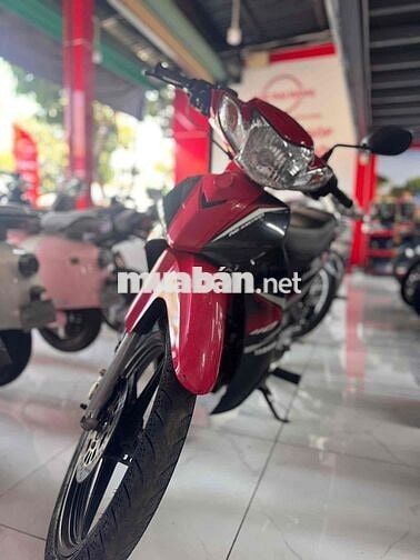 cần bán xe sirius màu đỏ còn zin máy êm