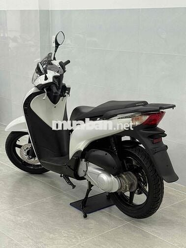 Sh150 nhập ý 2011 , sơn zin đầu nồi chưa mở