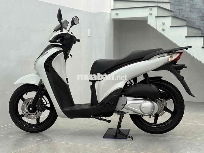 Sh150 nhập ý 2011 , sơn zin đầu nồi chưa mở