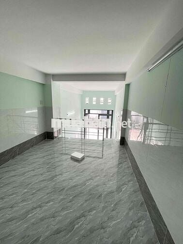 Nhà trệt lửng mới 100% có nội thất hẻm ô tô đường 3/2