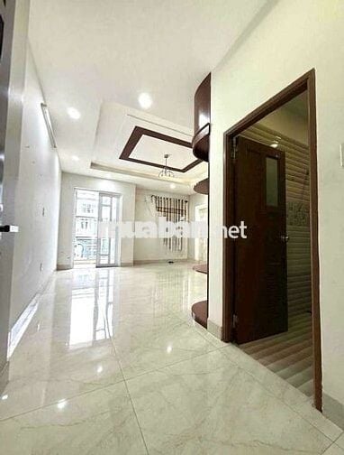 Nhà 5x20 . 5 Tầng Mặt Tiền Kinh Doanh khu Tên lửa 25 Triệu