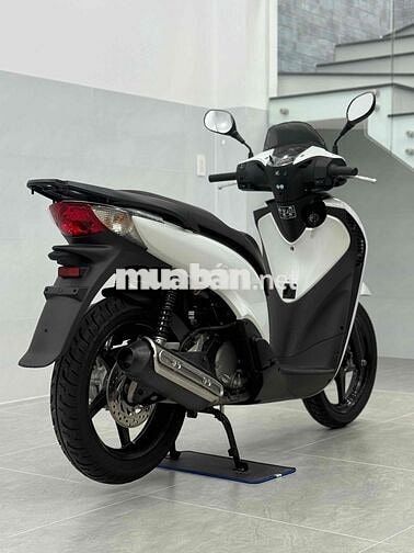 Sh150 nhập ý 2011 , sơn zin đầu nồi chưa mở