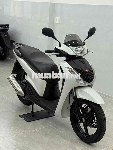 Sh150 nhập ý 2011 , sơn zin đầu nồi chưa mở