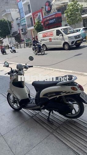 mio Claccio ghi đông trần xe thái  màu trắng xanh