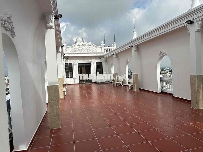 cho thuê phòng KS cao cấp 35m2