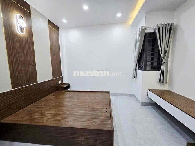 Nhà lầu 5 tầng đẹp full nội thất 44m2( 4m x 11m) Bình Tân