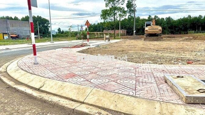 NÓNG NÓNG NÓNG VỪA RA ĐẤT HƠN 30 NỀN GIÁ RẺ NGAY TRUNG TÂM