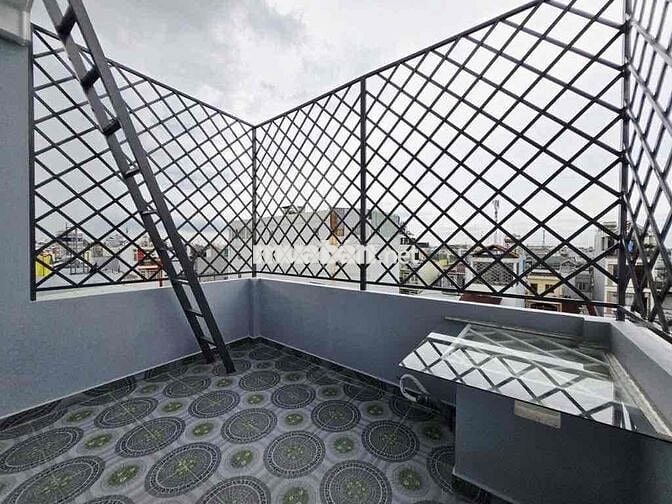 Nhà lầu 5 tầng đẹp full nội thất 44m2( 4m x 11m) Bình Tân