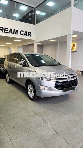 Toyota Innova 2017 2.0V 50000 km Bạc