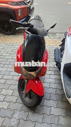 Suzuki Epicuro 150 màu Đỏ