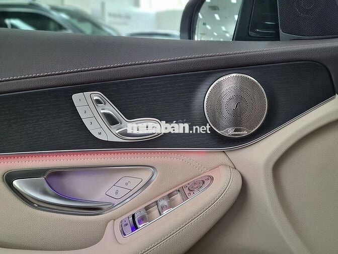 Mercedes GLC300 AMG 2022 Xám/Kem cực ngầu