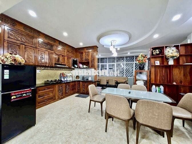 NHÀ PHỐ ĐƯỜNG VÕ THỊ SÁU 5PN PHÙ HỢP LÀM HOMESTAY : 15TR TL