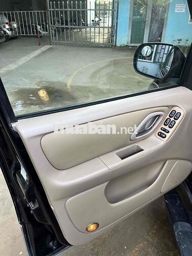 Ford Escape 2005 4x4 Đen