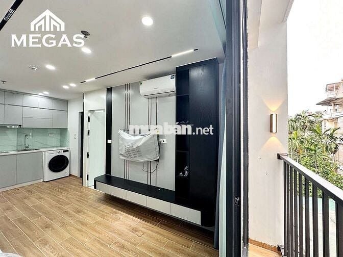 BÓC SEAL 1N1K BAN CÔNG DÀI, FULL NỘI THẤT TRÊN ĐƯỜNG BƯỞI GẦN HỒ TÂY