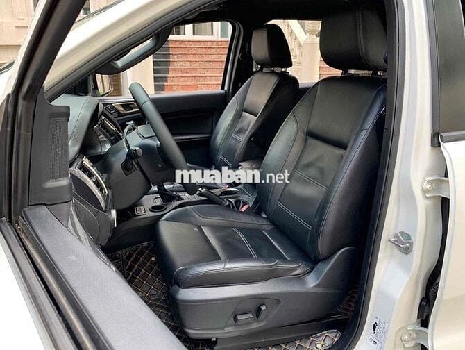 Ford Everest Titanium 2020 Trắng SUV