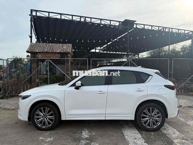 Mazda CX 5 2024 Premium Exclusive 2.0 AT - 6.700Km