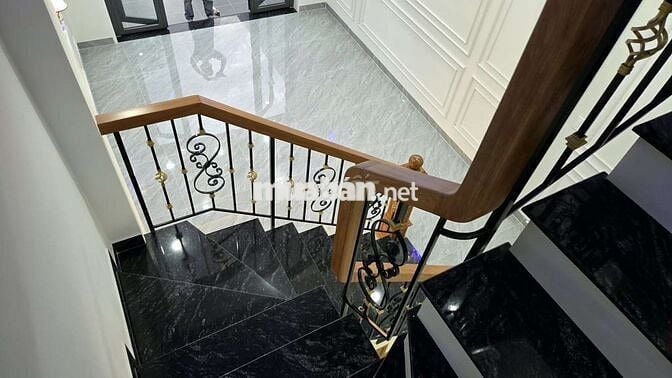 Bán Nhà Mới 4 Tầng Trường Thọ, 77m², Hẻm Xe Tải Chạy Vòng, 8.4 Tỷ