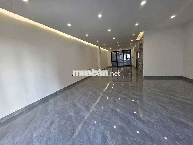 Cho Thuê Tầng 1+2+3  phố Lâm Hạ Long Biên Thang Máy Giá 32 Triệu