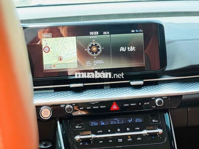 💯 Kia Carnival 2.2D Premium 7S Trắng 2023