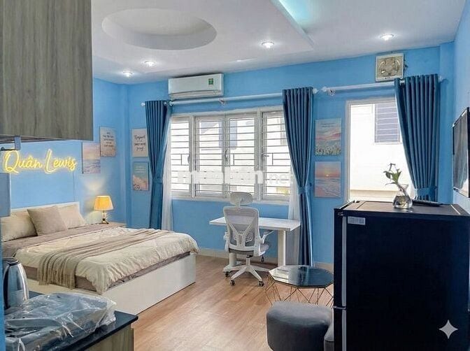 Phòng 6tr5 như này có ban công, đầy đủ tiện nghi ngay quận 7