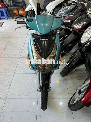 CLICK 2011 - Đẹp - Máy Cực Êm - BS 68