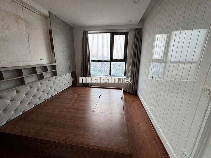 Siêu Phẩm Căn Góc Việt Hưng 80m²–3ngủ -View Vinhomes Đỉnh.Giá hơn 6tỷ