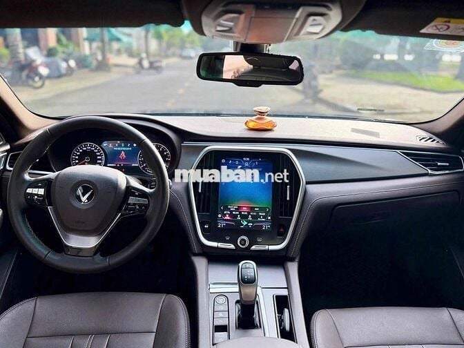 LUX A BASE 22 - 23.000KM