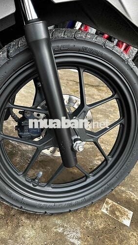 Vario 150 vàng cát 2018 ( hỗ trợ góp )