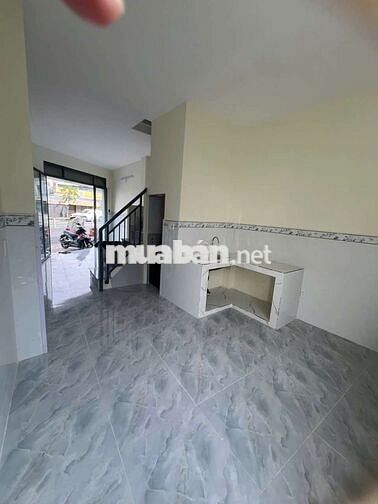 CHO THUÊ 3 CĂN MẶT TIỀN KINH DOANH