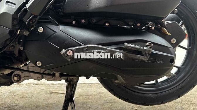 Vario 150 vàng cát 2018 ( hỗ trợ góp )