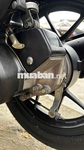 Vario 150 vàng cát 2018 ( hỗ trợ góp )