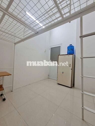 Phòng trọ sinh viên giá hợp lý TT Q5, gần Bus, Chợ - Ưu tiên sv NAM