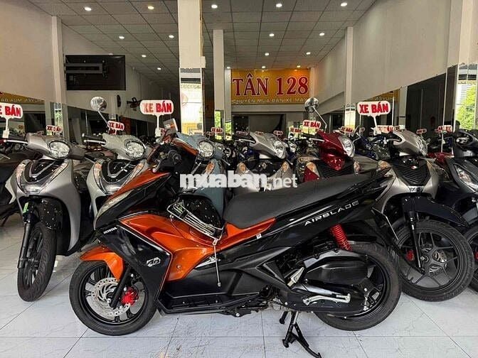 AIR BLADE 2014. Xe Đẹp - Máy Zin Êm Ấm. BS 68