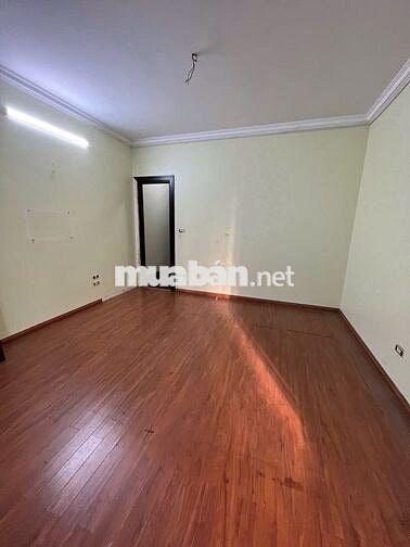 Cho thuê nguyên căn 3 tầng làm văn phòng – 59m²/tầng – Ngõ 111 Láng Hạ