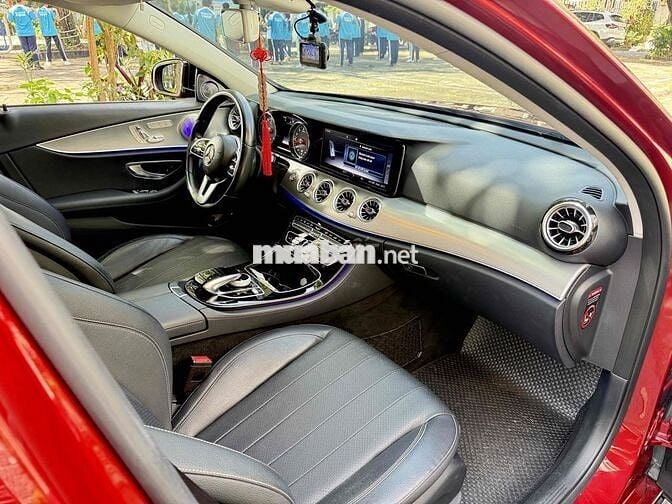 Mercedes Benz E180 2020