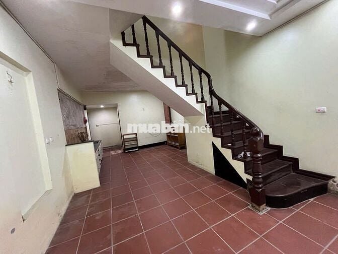 Cho thuê nguyên căn 3 tầng làm văn phòng – 59m²/tầng – Ngõ 111 Láng Hạ