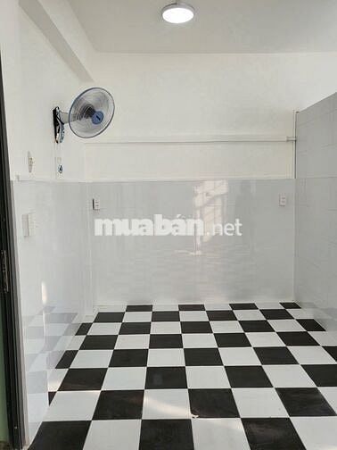 Cần cho thuê chung cư Thang Bộ Lầu 5,  255/4B Trần Hưng Đạo