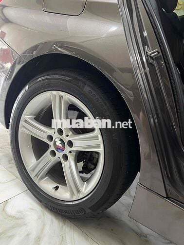 BMW 320 2013 model 214 xe zin chất ít đi