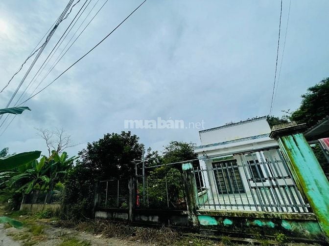 SANG LẠI (17.000M2) ĐẤT TC SHR CÓ SẴN NHÀ VƯỜN SÁT CHỢ GIÁ 8 TỶ 8