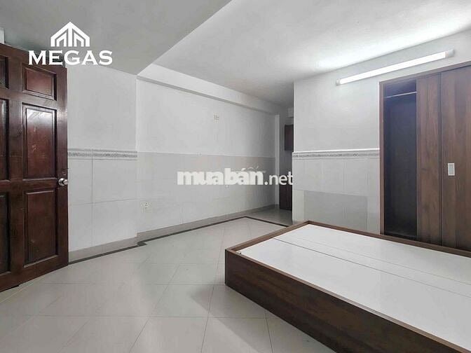 STUDIO NỘI THẤT GỖ SANG TRỌNG NGAY TRUNG TÂM QUẬN 7 CẠNH LOTTE,TDTU