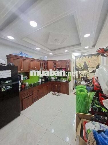 BÁN  NHÀ PHẠM VĂN BẠCH CỐNG LỞ PHƯỜNG TÂN SƠN TÂN BÌNH 70M² CHỈ 9.X TỶ