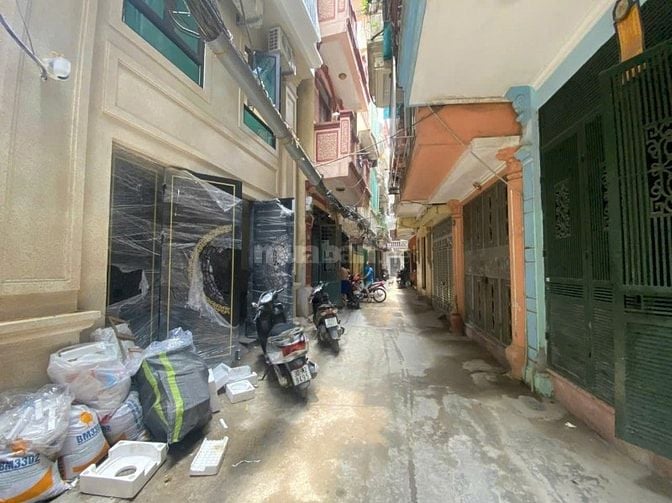 BÁN NHÀ NGÕ 221 TÔN ĐỨC THẮNG, ĐANG HOÀN THIỆN, THÁNG 12 XONG