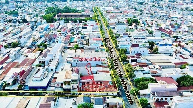 Cần bán góc 2 mặt tiền đường huỳnh dân sanh long bình