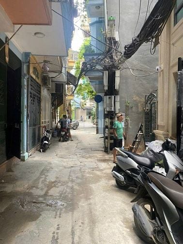 BÁN NHÀ NGÕ 221 TÔN ĐỨC THẮNG, ĐANG HOÀN THIỆN, THÁNG 12 XONG