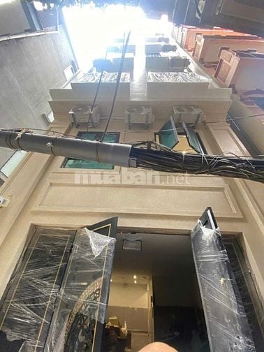 BÁN NHÀ NGÕ 221 TÔN ĐỨC THẮNG, ĐANG HOÀN THIỆN, THÁNG 12 XONG