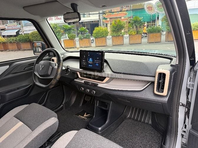 VinFast VF3 Mua Pin T8/2025 Màu Xám xi măng 